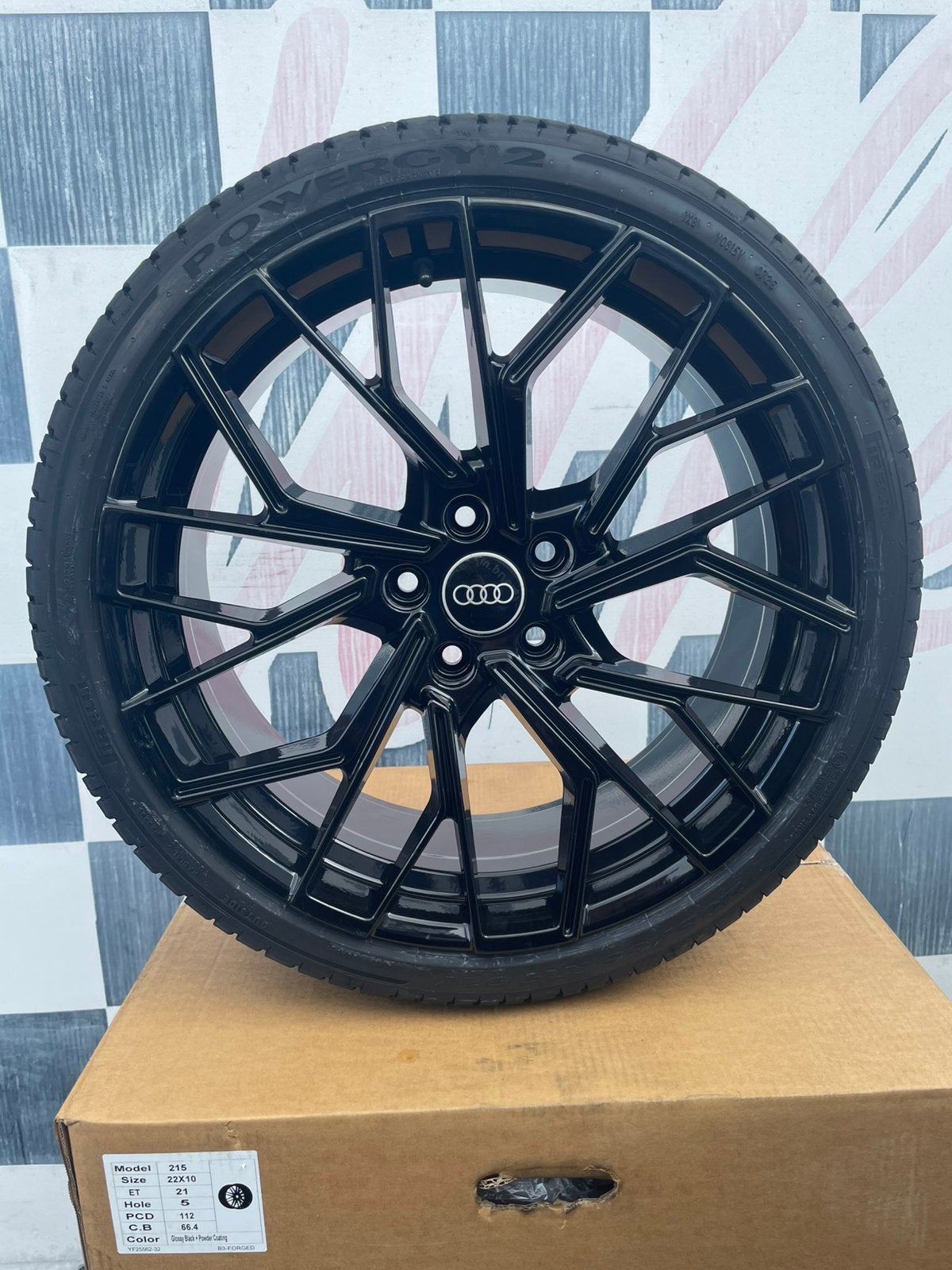 19 inch Audi A3 A4 B9 B10 velgen 5x112 + pirelli 235 35 19