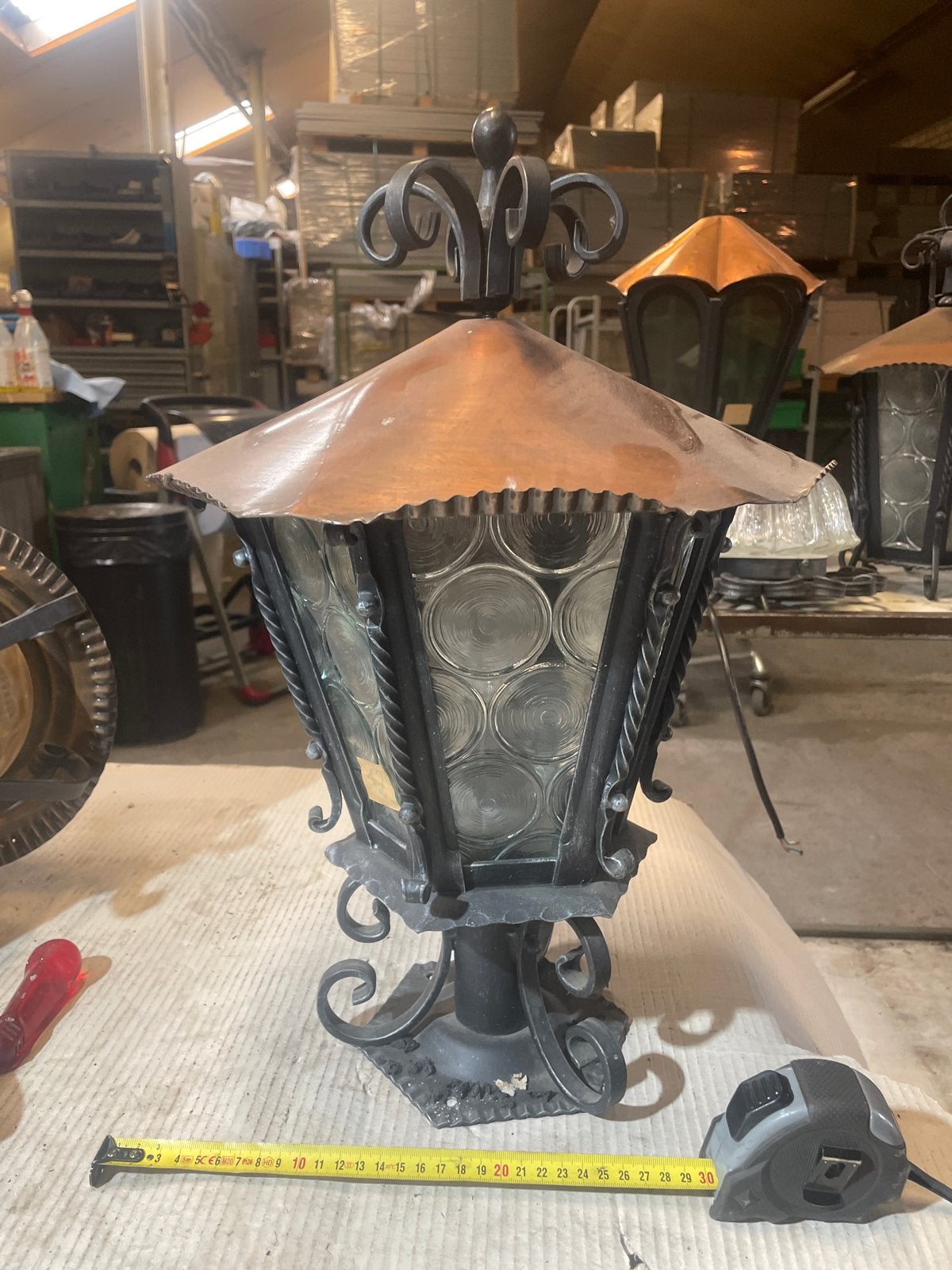 Handgesmede buitenlamp met koperen deksel, Ophalen, Minder dan 50 watt, Wandlamp, Nieuw