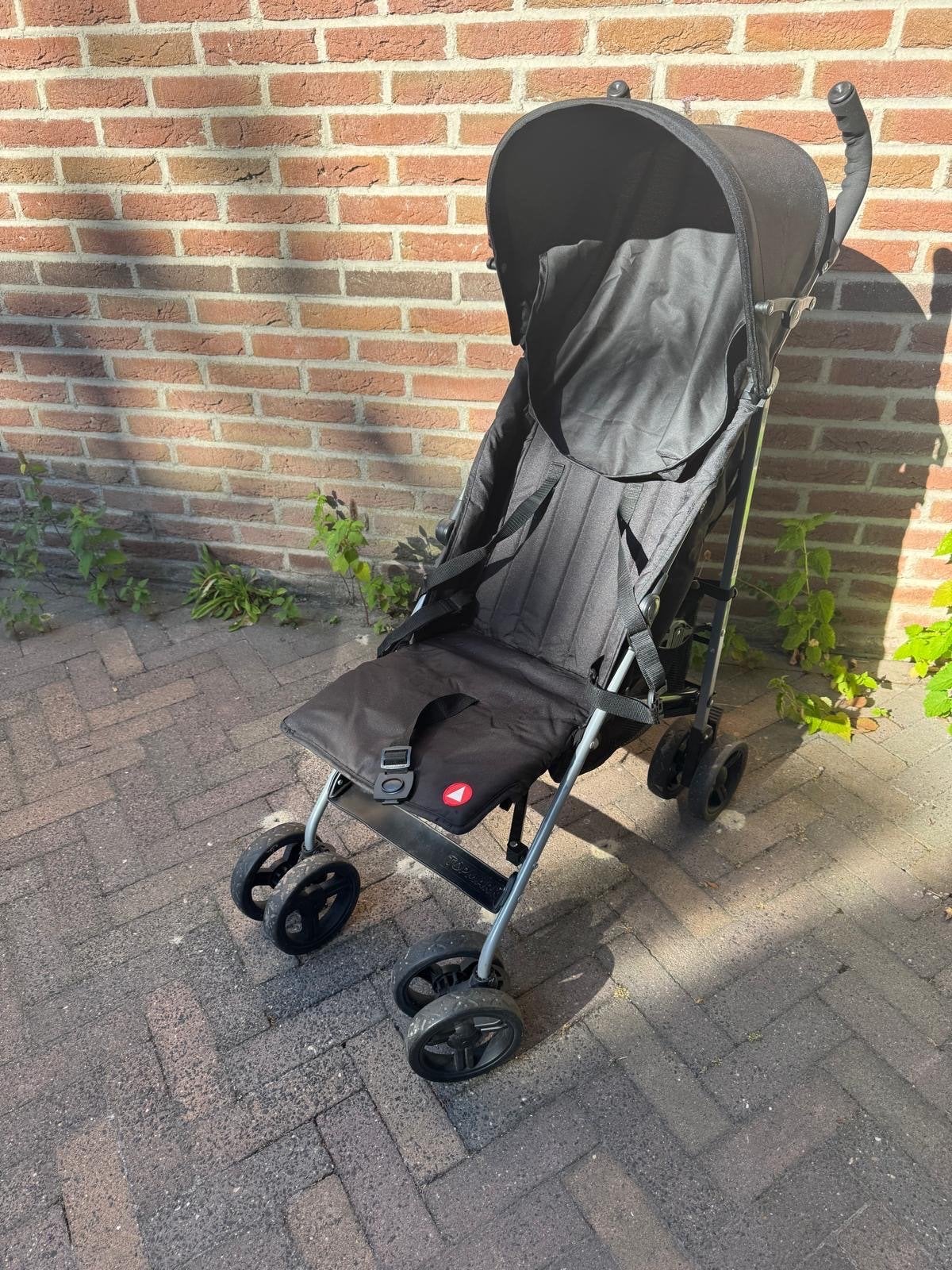 Handige en compacte buggy van Topmark, Kinderen en Baby's, Buggy's, Ophalen, Gebruikt, Overige merken, Zonnekap