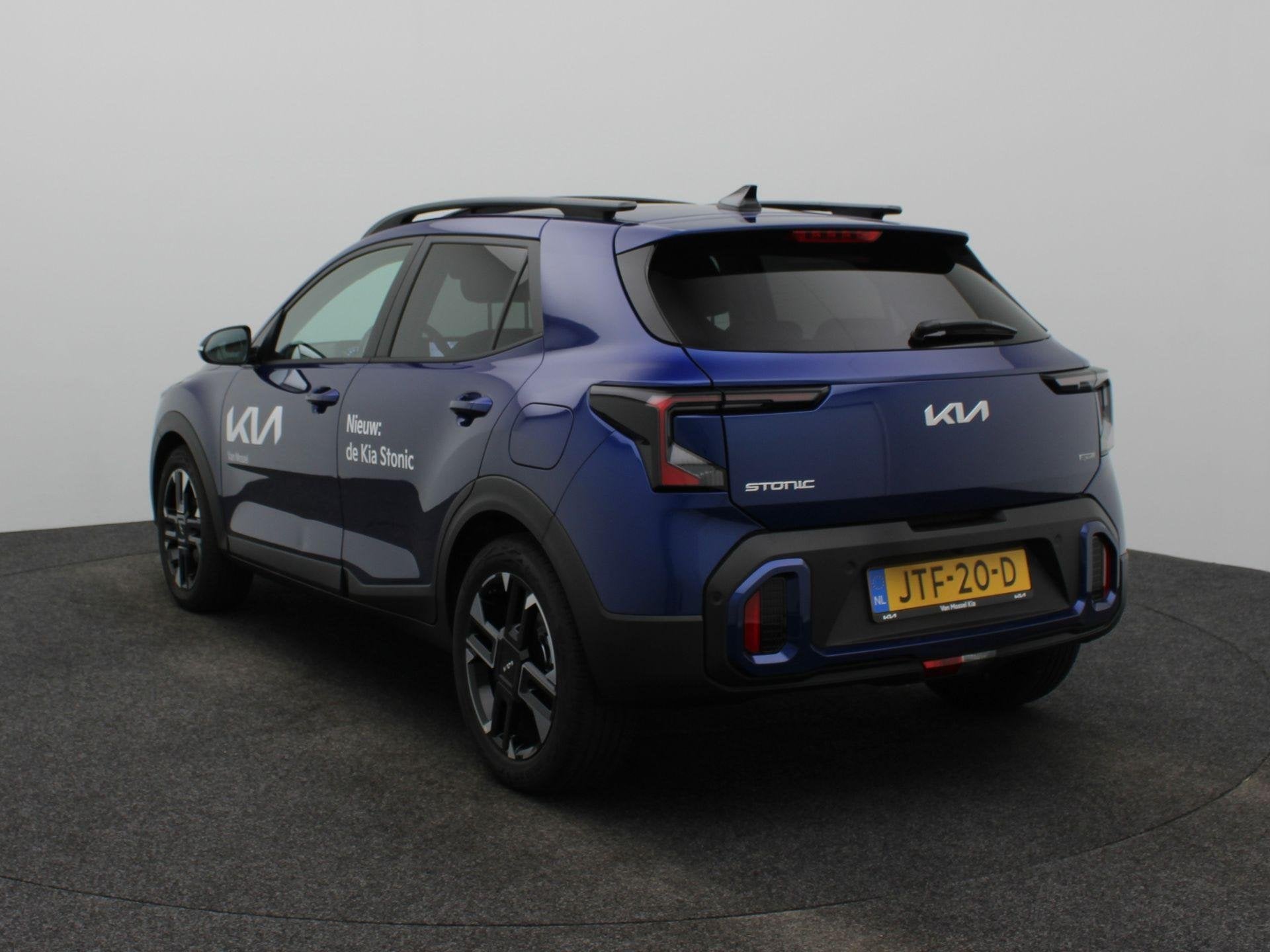 Kia Stonic 1.0 T-GDi MHEV GT-Line Demo | Nieuw Type | Panora, Auto's, Kia, 12 maanden, 450 kg, Euro 6, Blauw