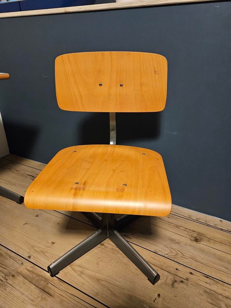 Stoel, Ophalen, Tafel(s) en Stoel(en)