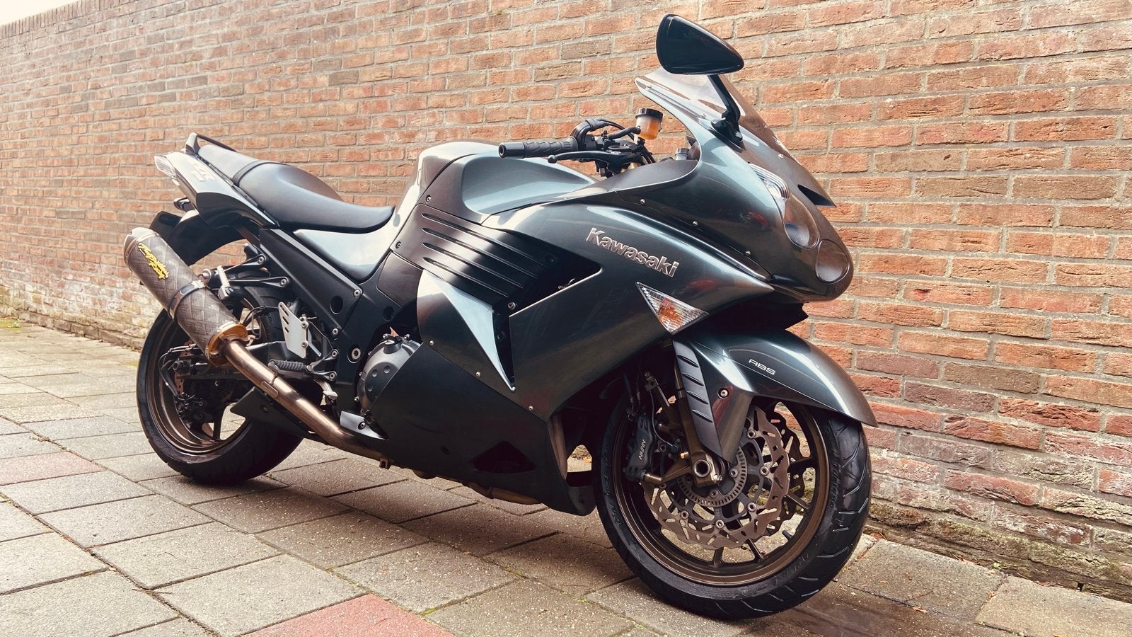 Kawasaki ZZR 1400 - Goed onderhouden