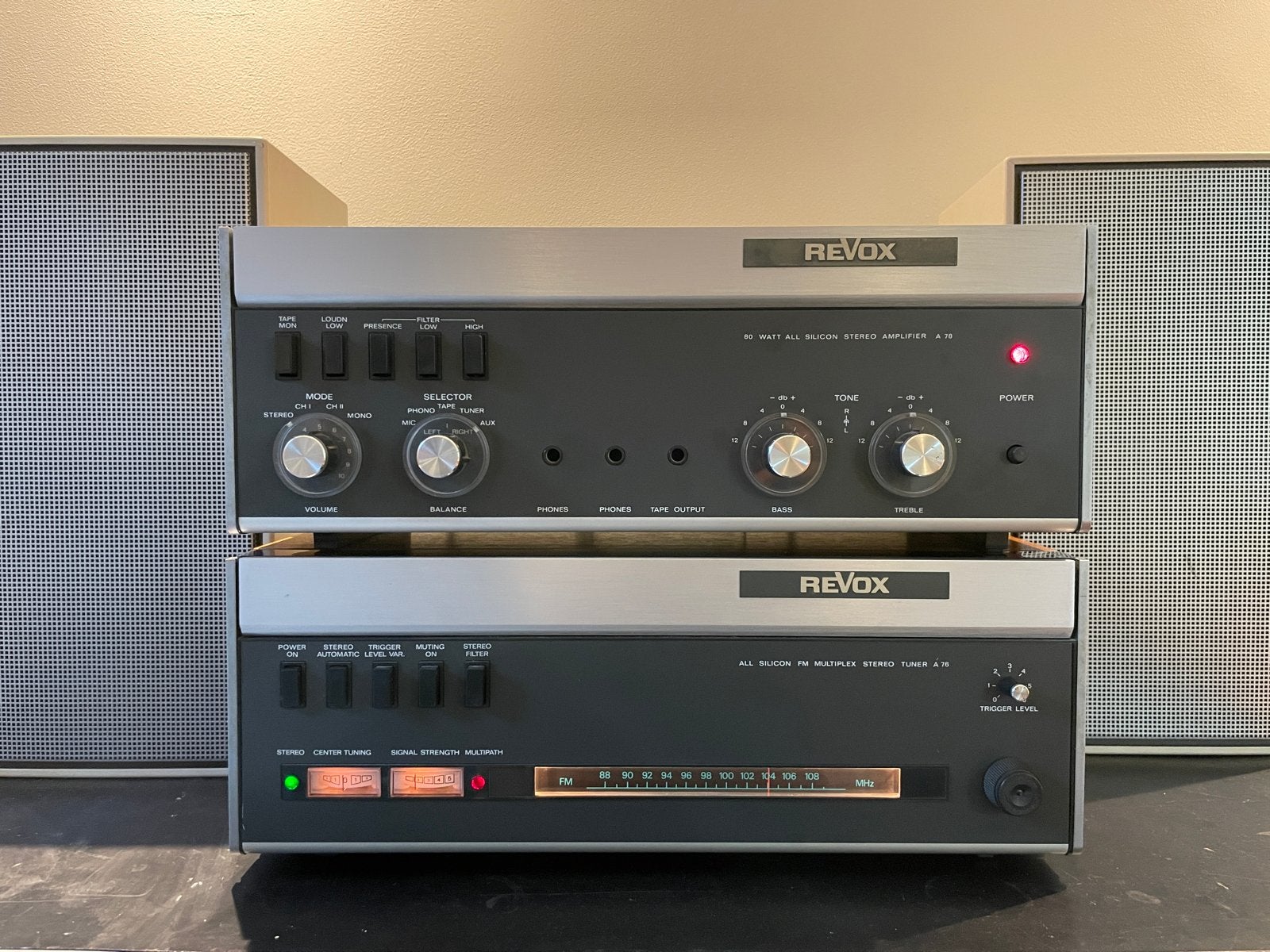 Revox A78 Versterker & A76 Tuner eventueel met speakers, Overige merken, Gebruikt, Tuner of Radio, Losse componenten