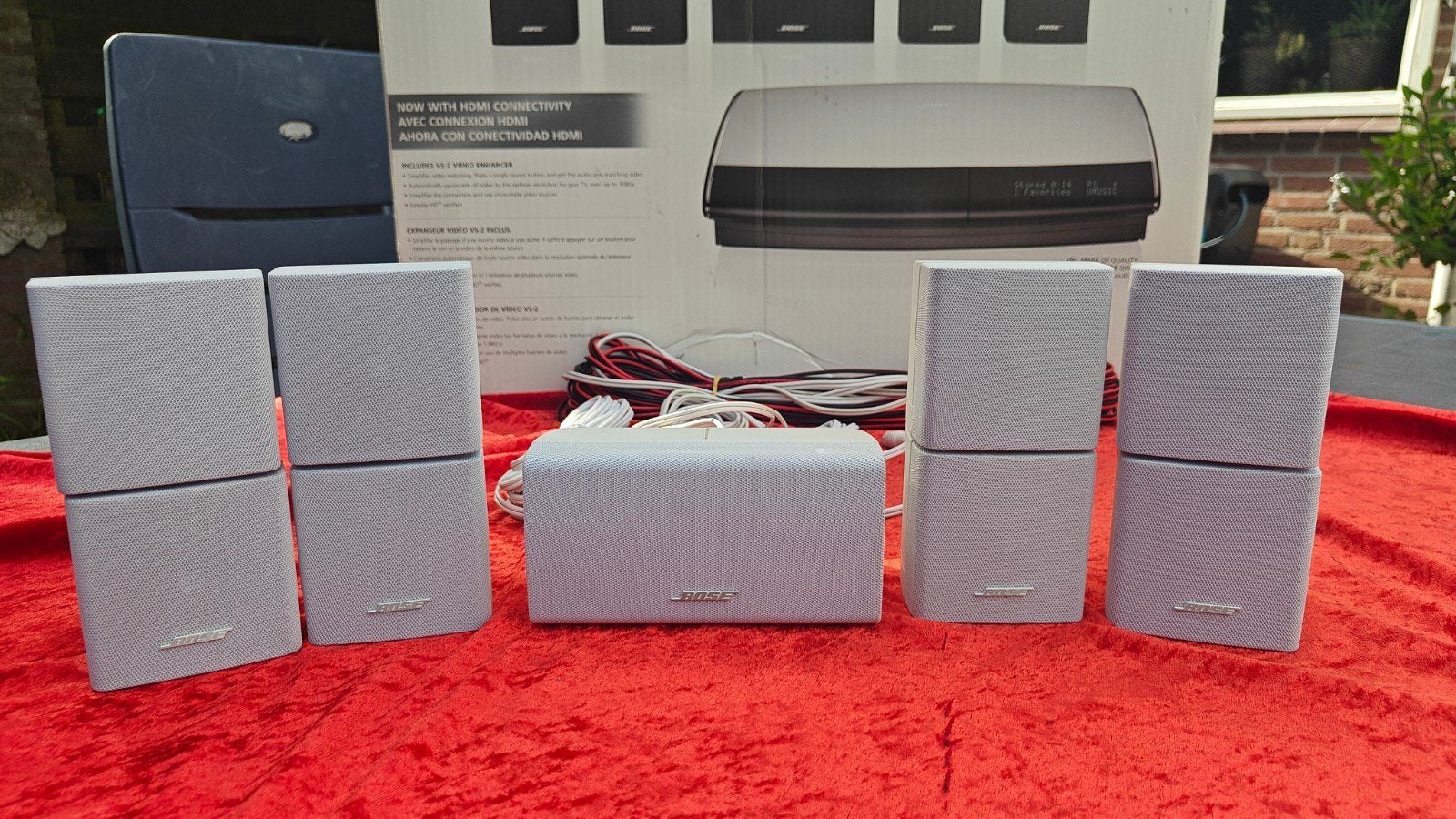 Bose set luidsprekers 5x zilvergrijs, Overige merken, 70 watt of meer, Ophalen of Verzenden, 5.1-systeem