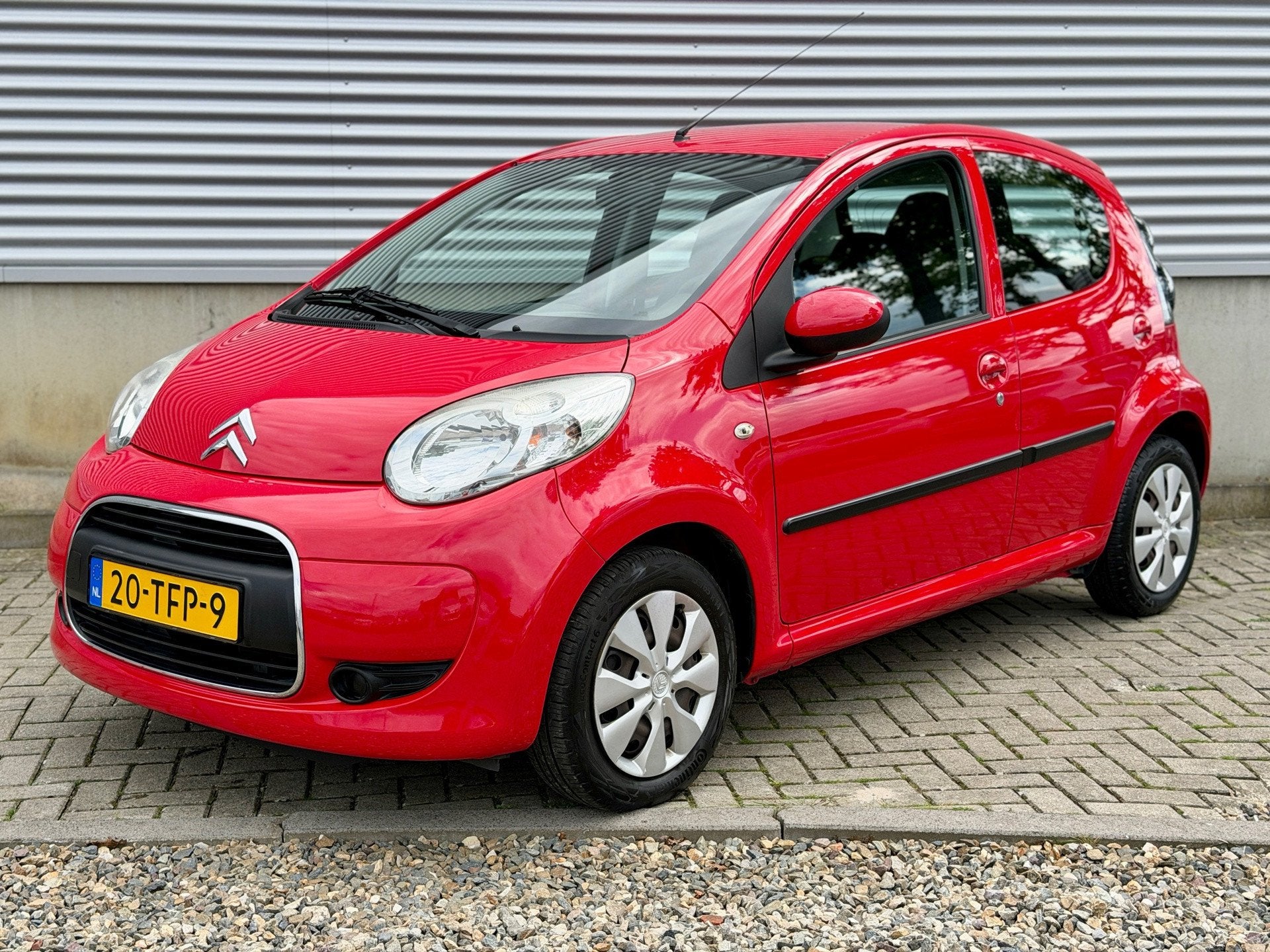 Citroen C1 1.0-12V Selection [ Dealer oh, Airco, 5drs, 2e ei, Voorwielaandrijving, Stof, Gebruikt, Zwart