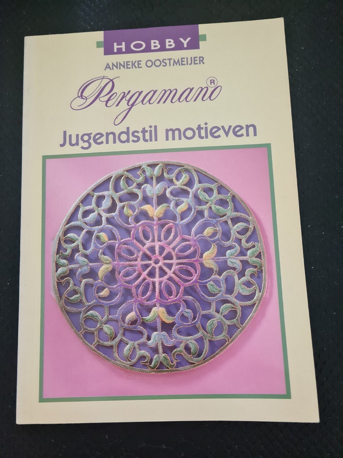 A. Oostmeijer - Jugendstil motieven, Ophalen of Verzenden, Zo goed als nieuw, A. Oostmeijer