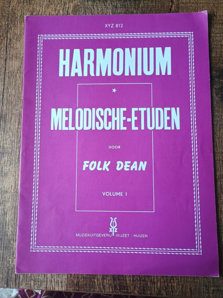 Folk Dean - Melodische Etuden - Harmonium, Muziek en Instrumenten, Ophalen of Verzenden, Gebruikt, Les of Cursus