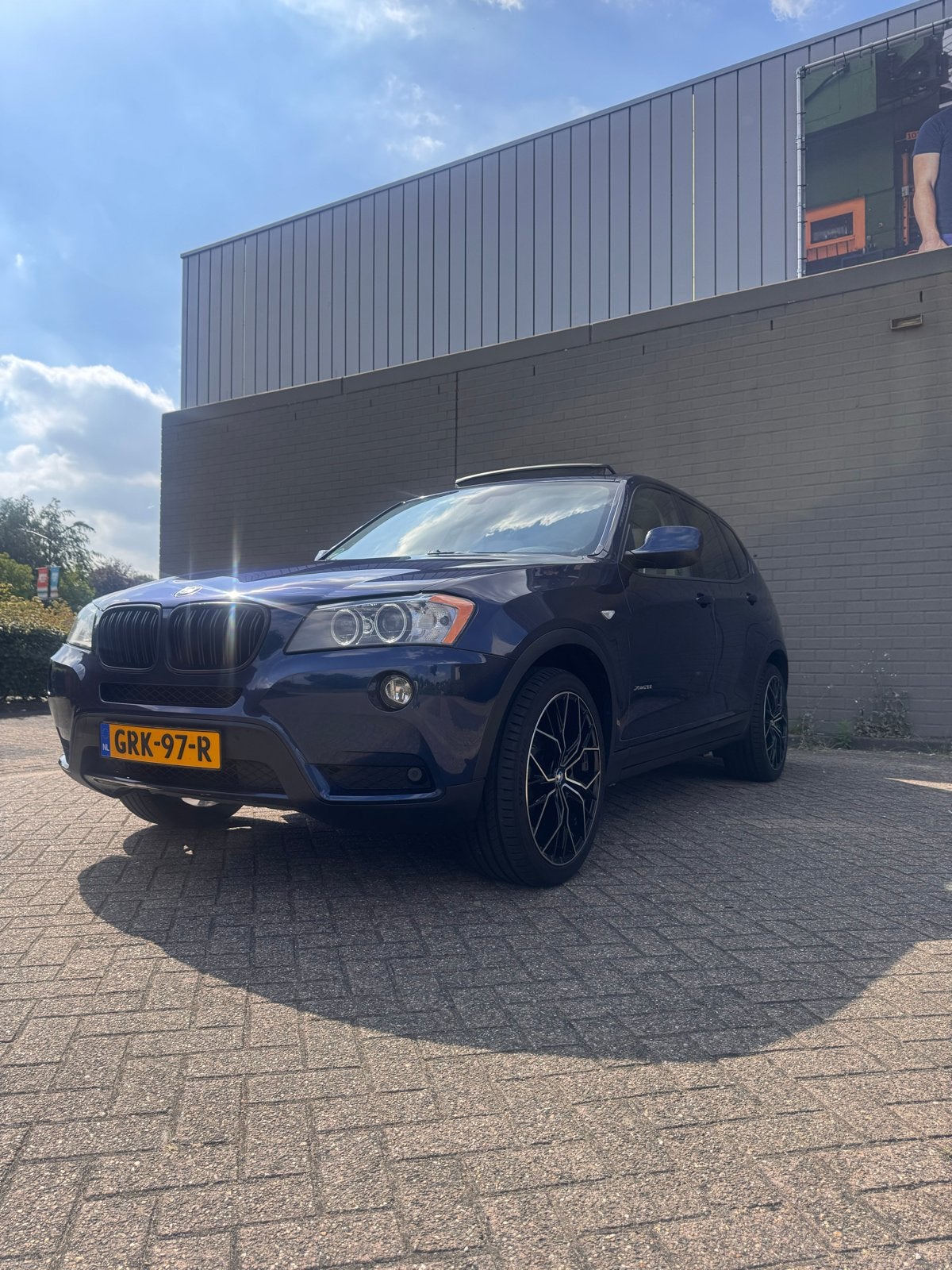 BMW X3 28i xdrive Blauw Full options! Leder/Carplay/Trekhaak, Auto's, BMW, Automaat, Beige, 4 cilinders, Vierwielaandrijving