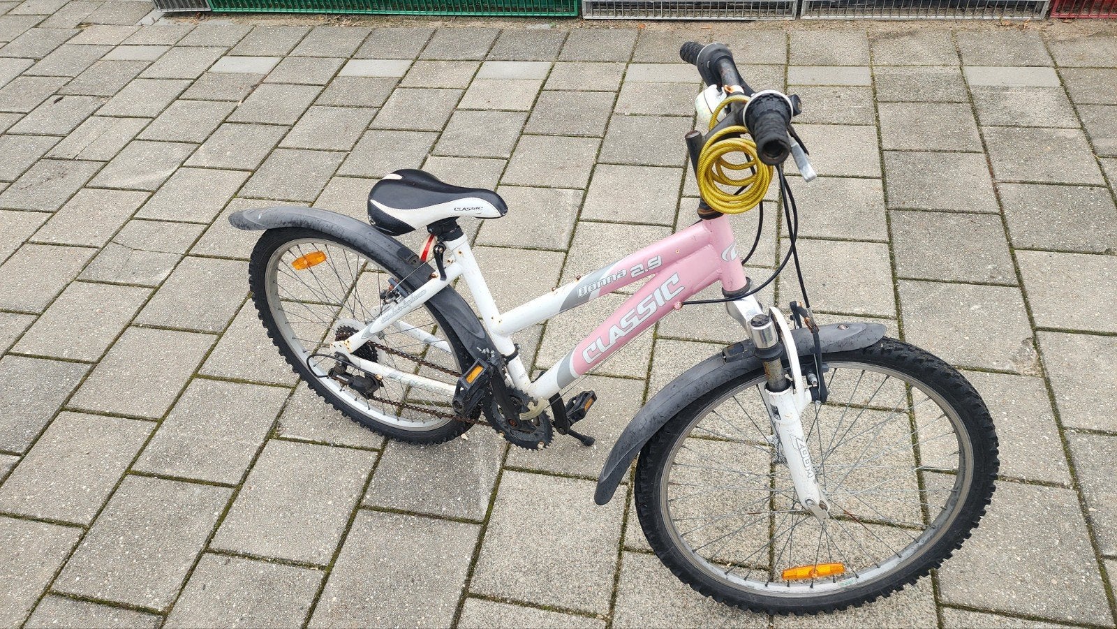 Classic Mountain 2.0 kinderfiets - Roze/Wit, Ophalen, Gebruikt, Handrem