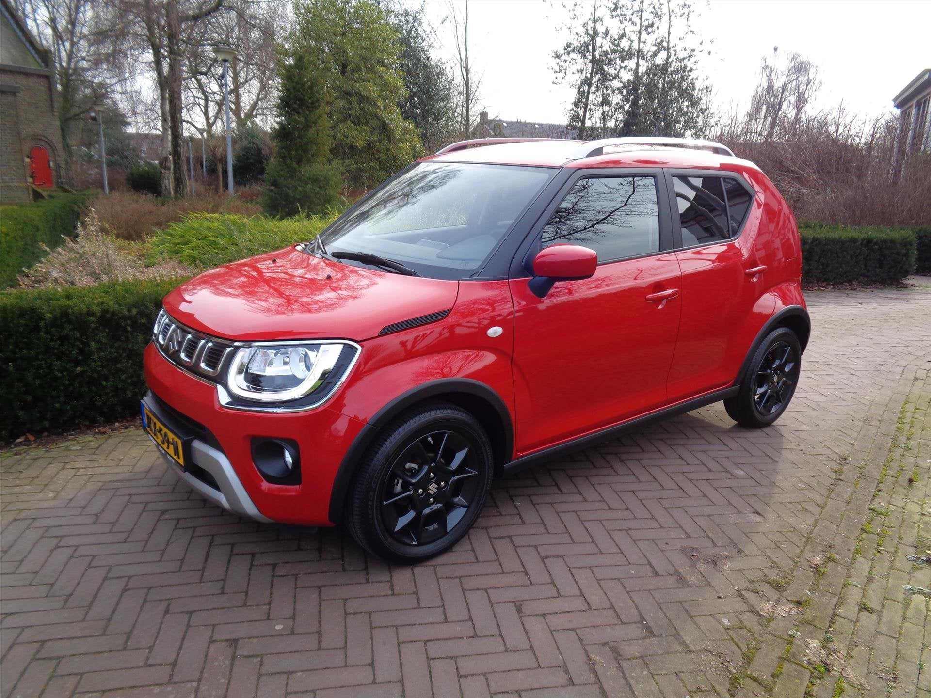 Suzuki Ignis 1.2 Smart Hybrid 83pk CVT Select bij Vakgarage, Auto's, Automaat, Stof, Gebruikt, 4 cilinders