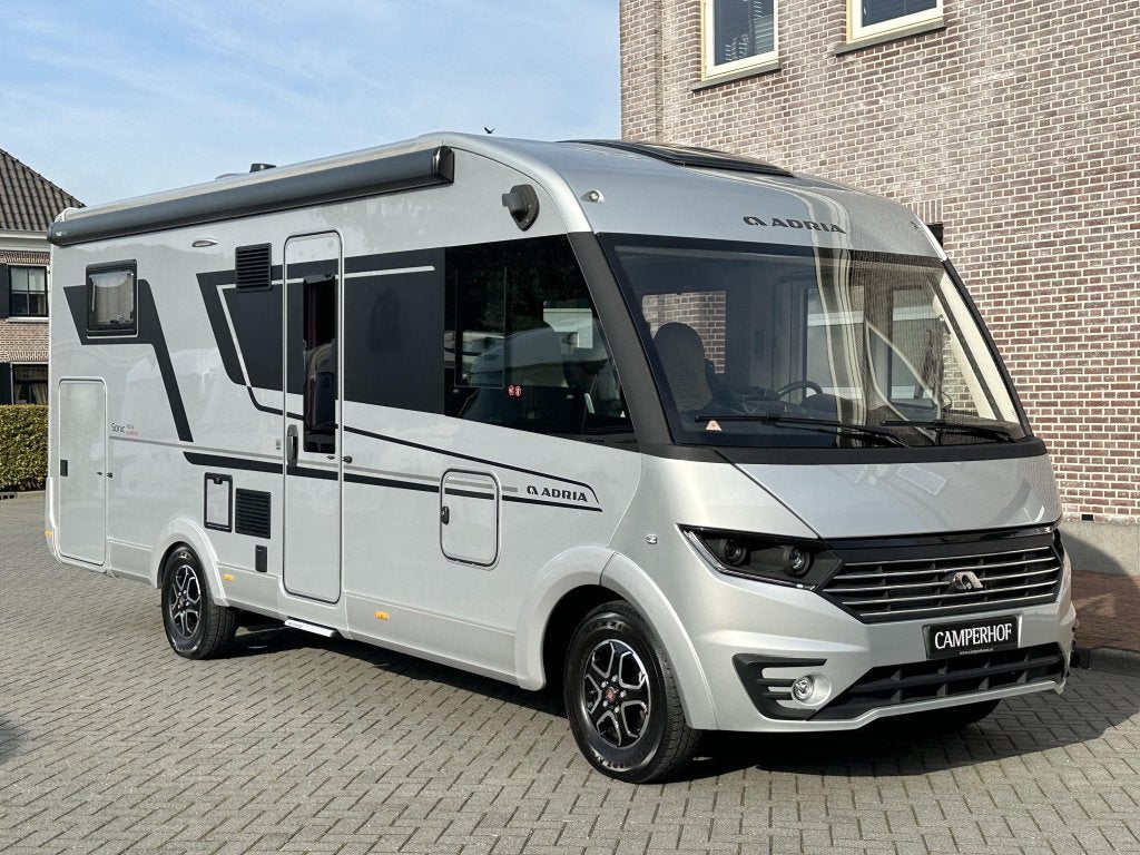 Adria Sonic 700 SL Supreme Alde, 4,4T, Caravans en Kamperen, Achteruitrijcamera, Oven, Fiat, Vloeistofverwarming