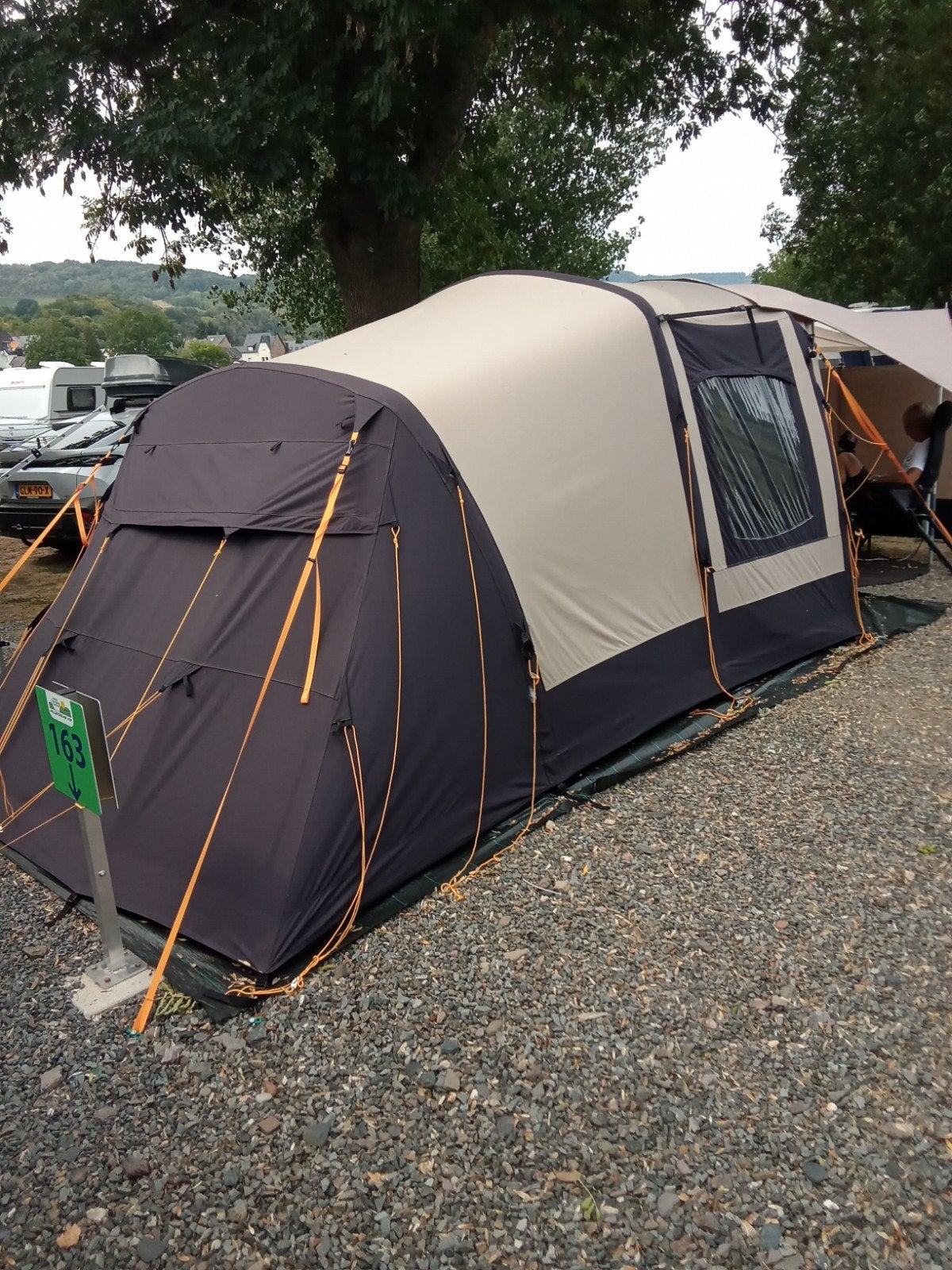 air tent, Ophalen, Zo goed als nieuw