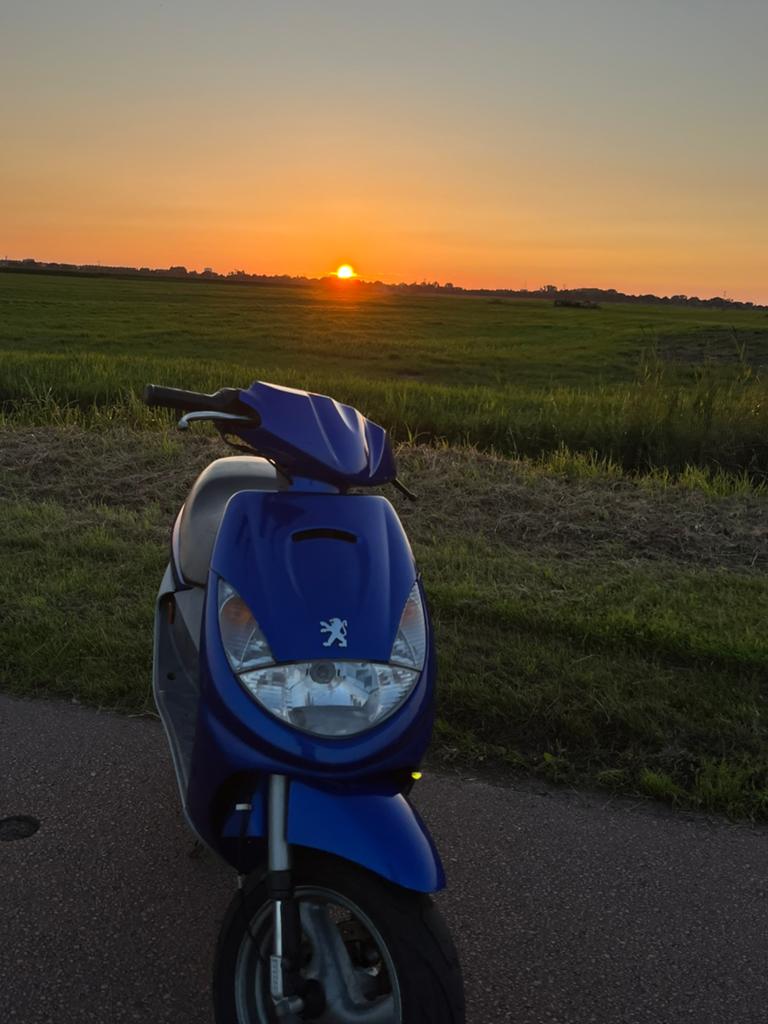 Peugeot Vivacity 2005 2T opknapper!, Fietsen en Brommers, Scooters | Peugeot, Ophalen, Tweetakt, Gebruikt, Maximaal 45 km/u
