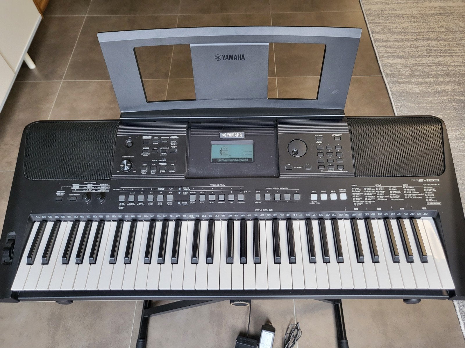 Keyboard Yamaha PSR-E463, met standaard, Muziek en Instrumenten, Keyboards, Ophalen, Yamaha, Midi-aansluiting, 61 toetsen