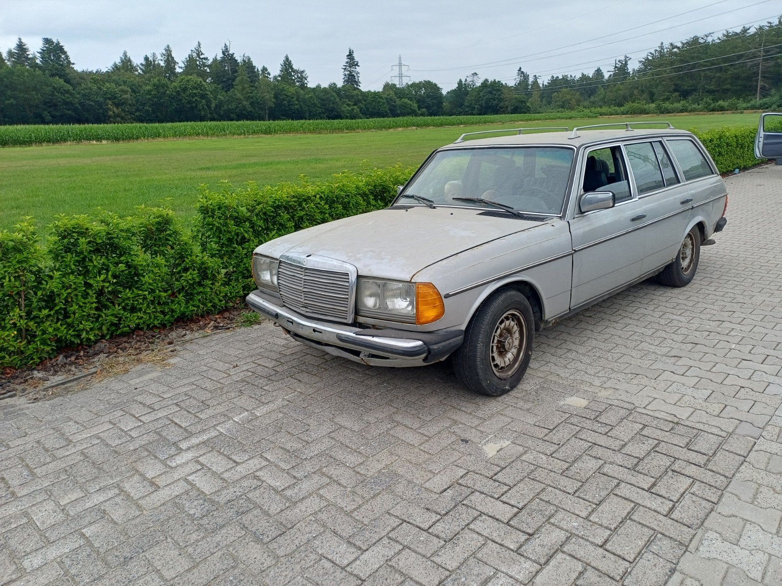 Mercedes w123 300td turbo, foto 2