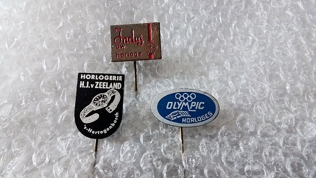3 verschillende speldjes horloges, Verzamelen, Ophalen of Verzenden, Zo goed als nieuw, Overige onderwerpen
