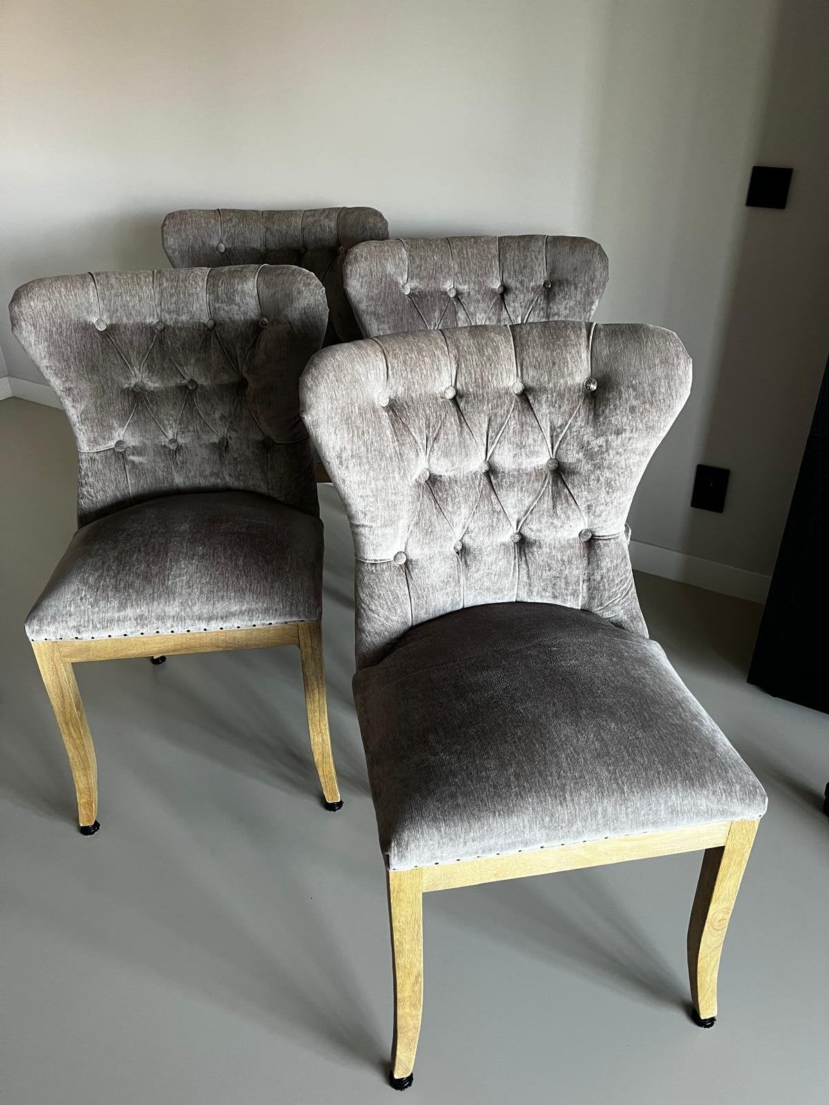 Riviera Maison Eetkamerstoelen  wessex kleur olive, Huis en Inrichting, Stoelen, Ophalen, Overige kleuren, Riviera maison landelijk