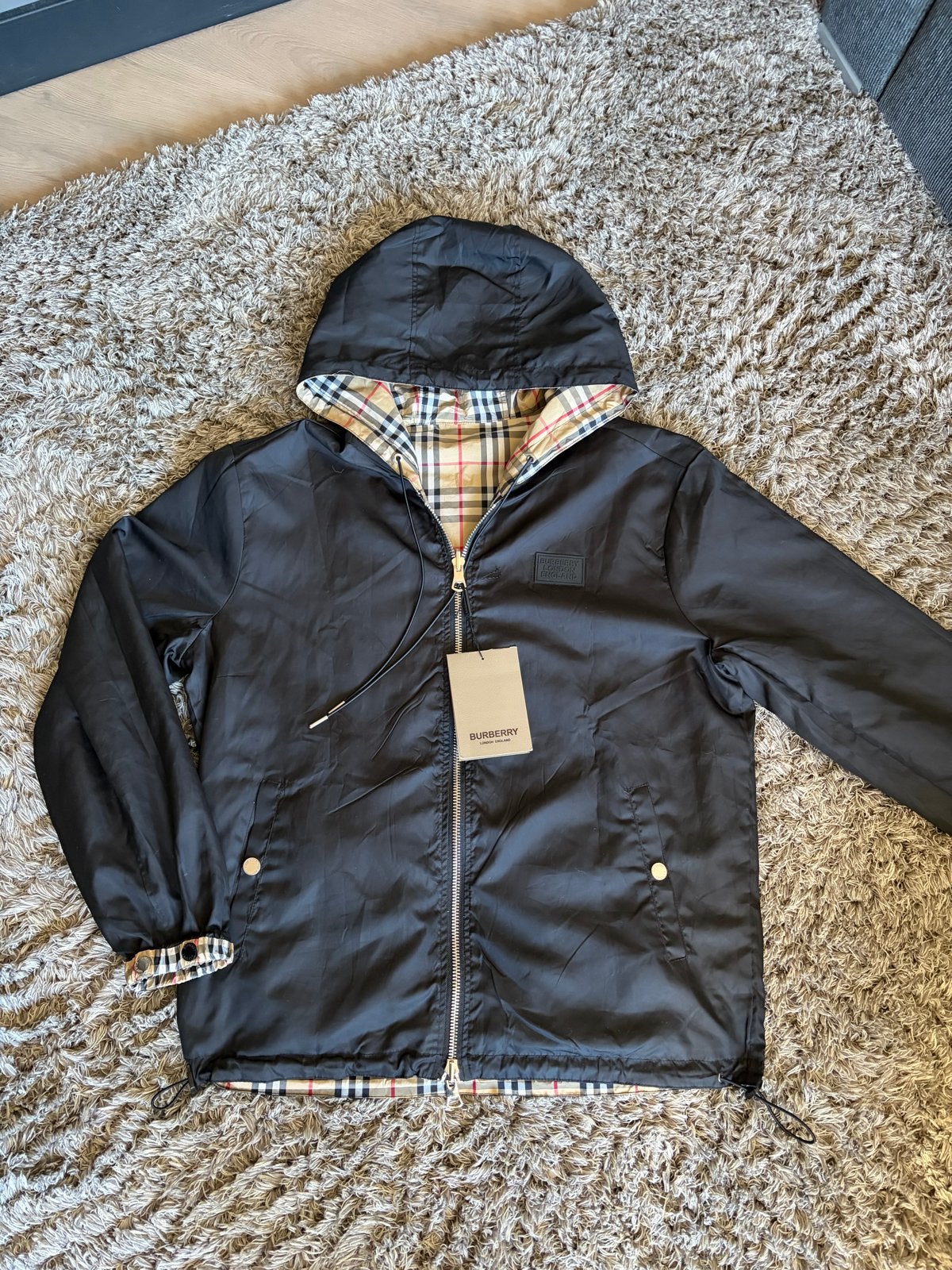 Burberry Reversible Windbreaker - Nieuw met prijskaartje, Kleding | Heren, Ophalen of Verzenden, Nieuw, Maat 52/54 (L), Meerkleurig