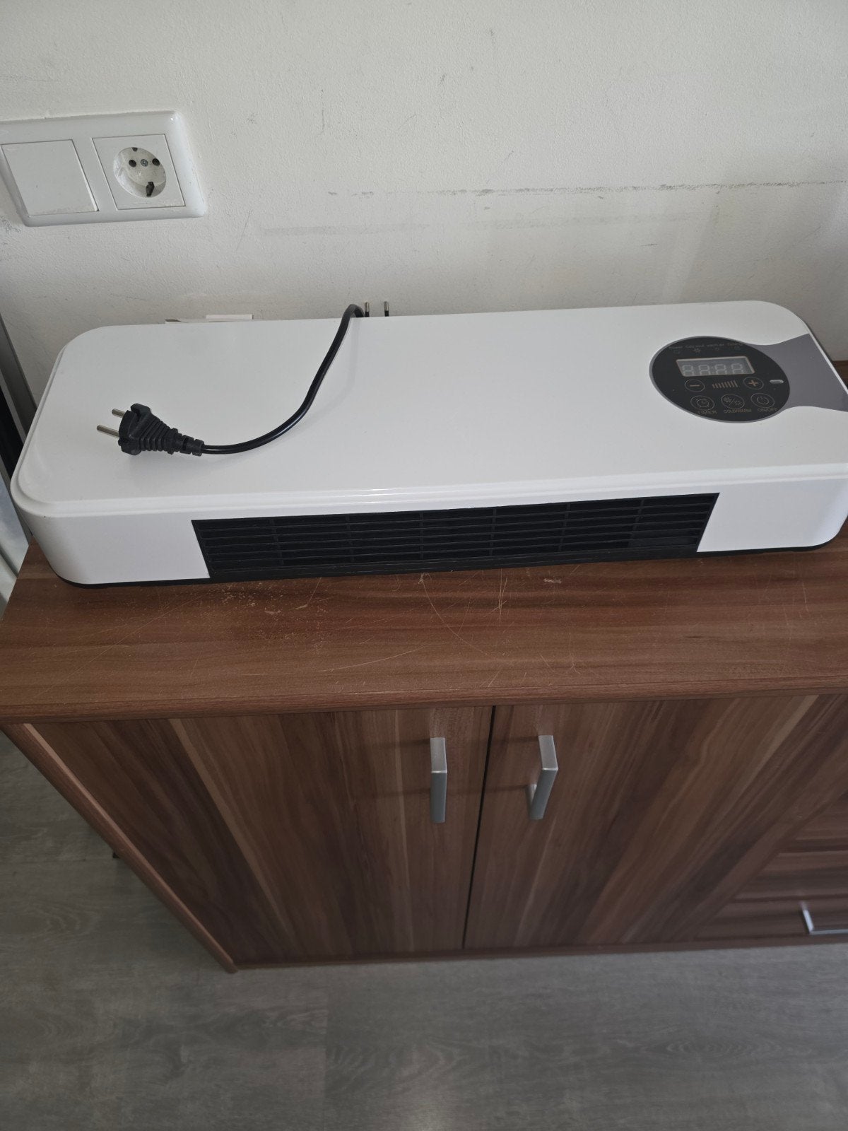 Innovastore Wandmodel Airco/Verwarming met Afstandsbediening, Witgoed en Apparatuur, Airco's, Verwarmen, Minder dan 60 m³, 3 snelheden of meer