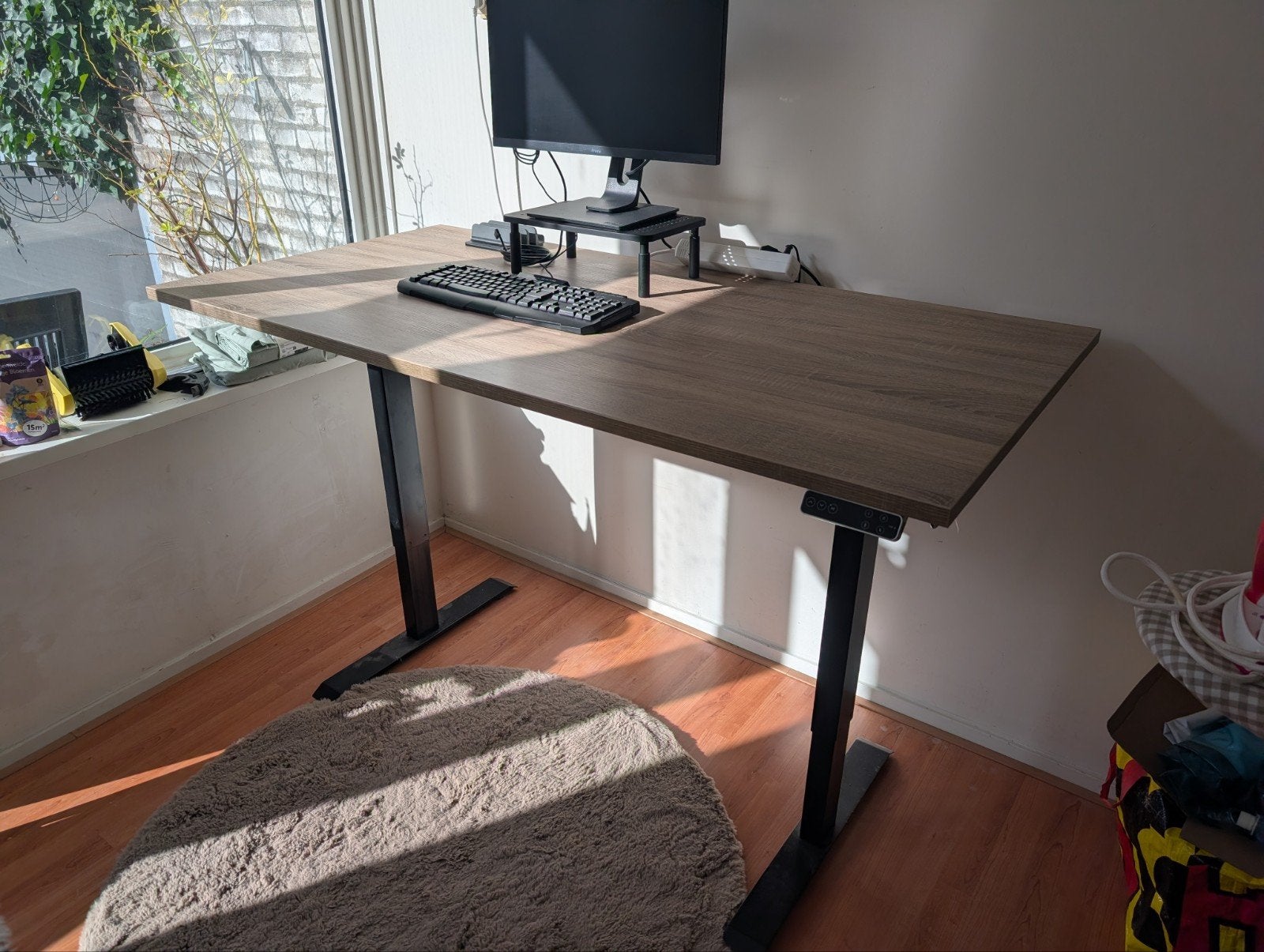 Zit-sta bureau met kabelgoot, Huis en Inrichting, Ophalen, Zit-sta bureau, 160 cm, Spaanplaat of MDF