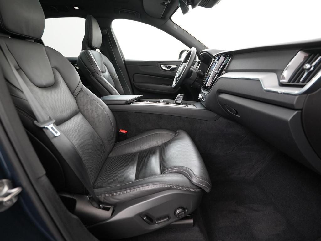Volvo XC60 2.0 T6 Plug-in hybrid AWD R-Design | Luchtvering, 12 maanden, Gebruikt, Euro 6, 340 pk