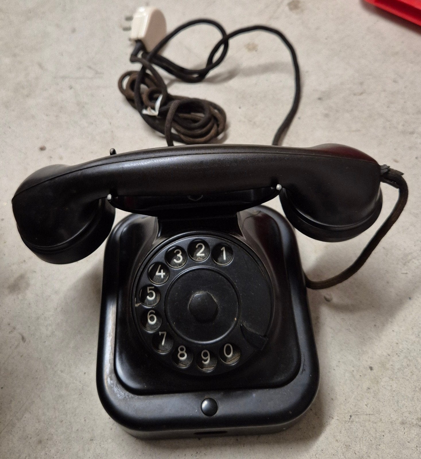 vintage bakeliet draaischijftelefoon, Ophalen, Bakeliet