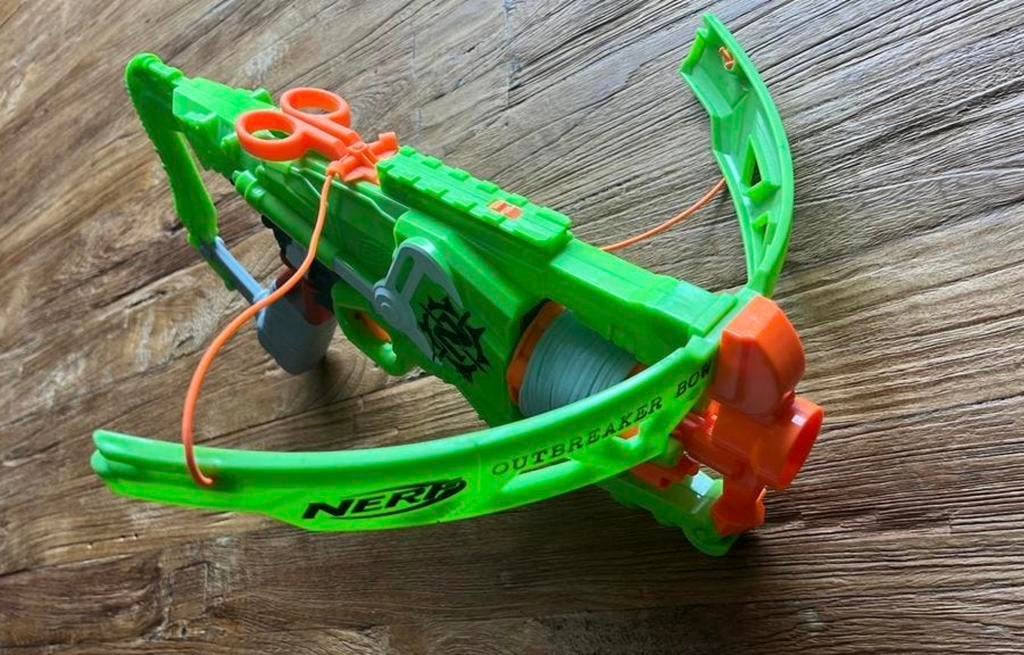 NERF outbreaker bow, Ophalen of Verzenden, Zo goed als nieuw