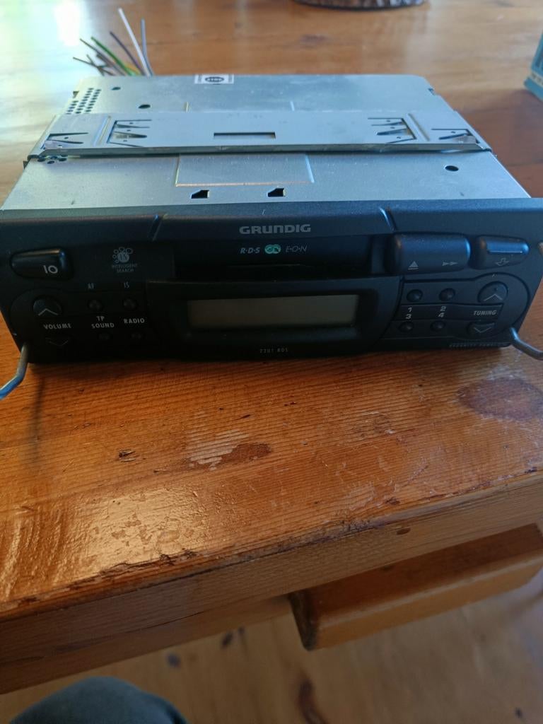 Autoradio Grundig, Auto diversen, Autoradio's, Ophalen of Verzenden, Gebruikt