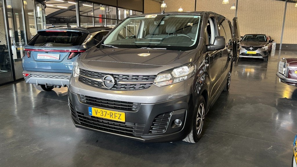 Opel VIVARO 2.0 Dubbelcabine 6 persoons 1e Eigenaar, Huisgarantie, Met garantie (alle), Bedrijf, Zilver of Grijs