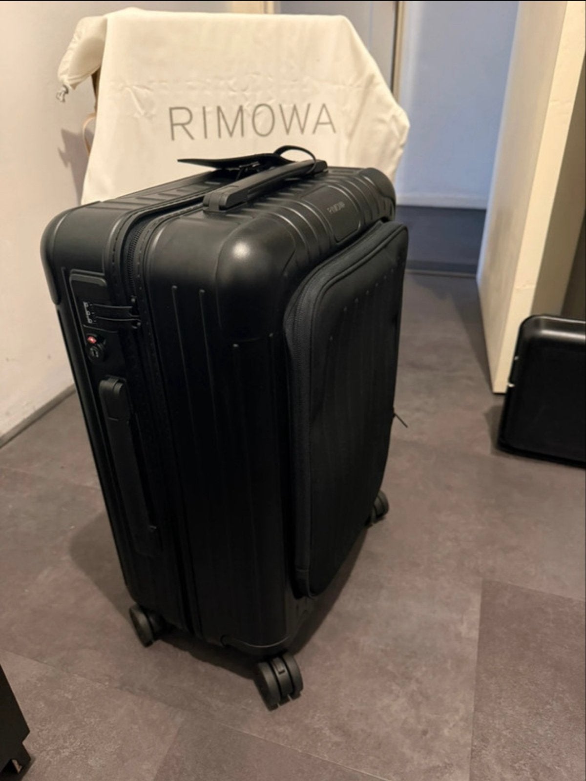 Rimowa Essential Lite Cabin S Koffer Zwart, Ophalen, 50 tot 60 cm, Hard kunststof, 35 tot 45 cm
