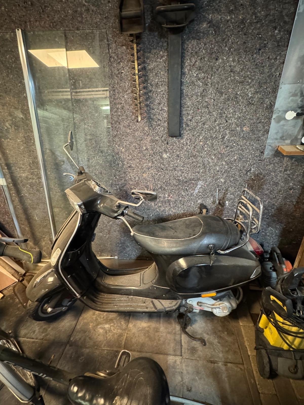 Vespa LX Scooter, Ophalen, Gebruikt, Maximaal 45 km/u, Benzine