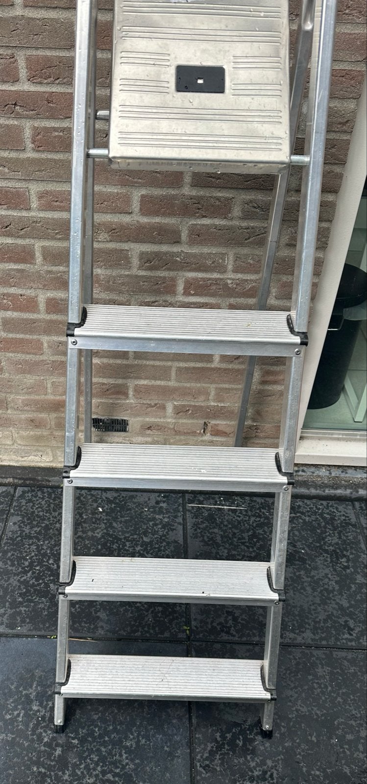Aluminium Trapladder met 5 Treden weinig gebruikt, Doe-het-zelf en Verbouw, Ophalen, Nieuw, Trap, Minder dan 2 meter