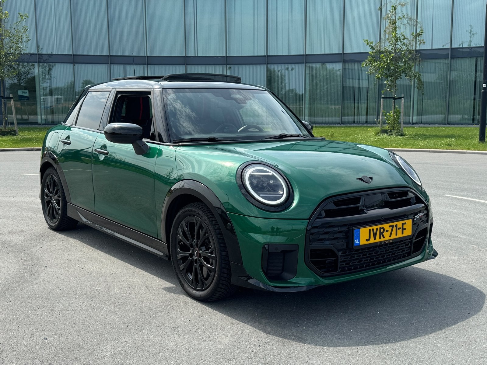 Mini Cooper 2.0 204pk Aut 2025 Harman Kardon Pano, Massage, Auto's, 15 km/l, Euro 6, 4 cilinders, Leder
