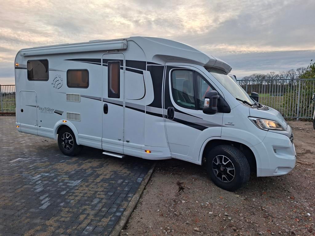 Camper knaus 650meg, Ringverwarming, Tot en met 2, 6 tot 7 meter, Bedrijf