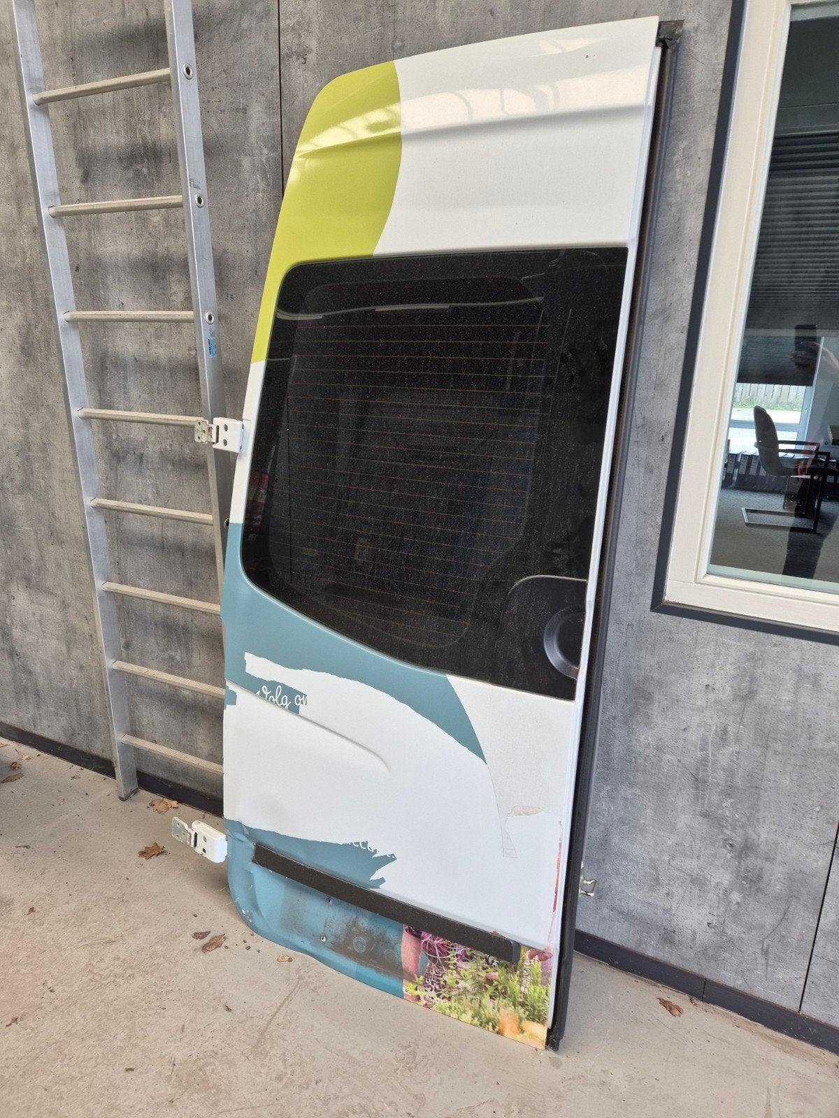 Mercedes Sprinter 906 achterdeur links, Auto-onderdelen, Ophalen of Verzenden, Gebruikt, Achter, Deur