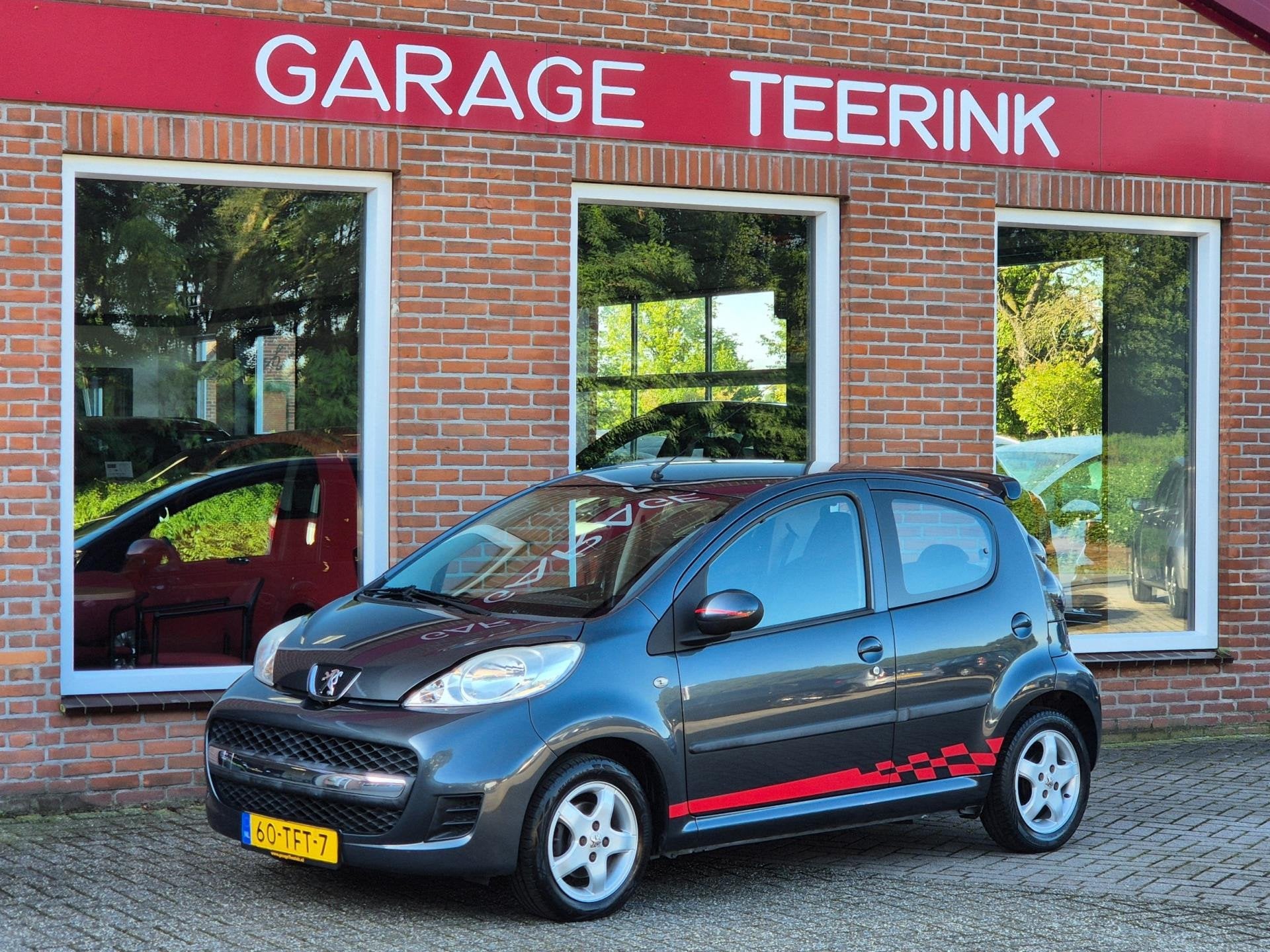 Peugeot 107 1.0-12V XS 68PK 5drs airco, elektr.ramen, centr., Auto's, Peugeot, Voorwielaandrijving, Euro 5, Stof, Gebruikt