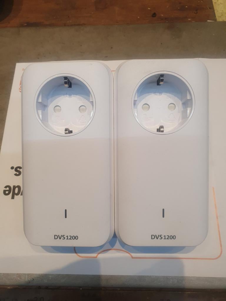 Devolo dLAN 1200+ WiFi ac Powerline Adapter Kit, Computers en Software, Powerlines, Ophalen of Verzenden, Zo goed als nieuw, Devolo