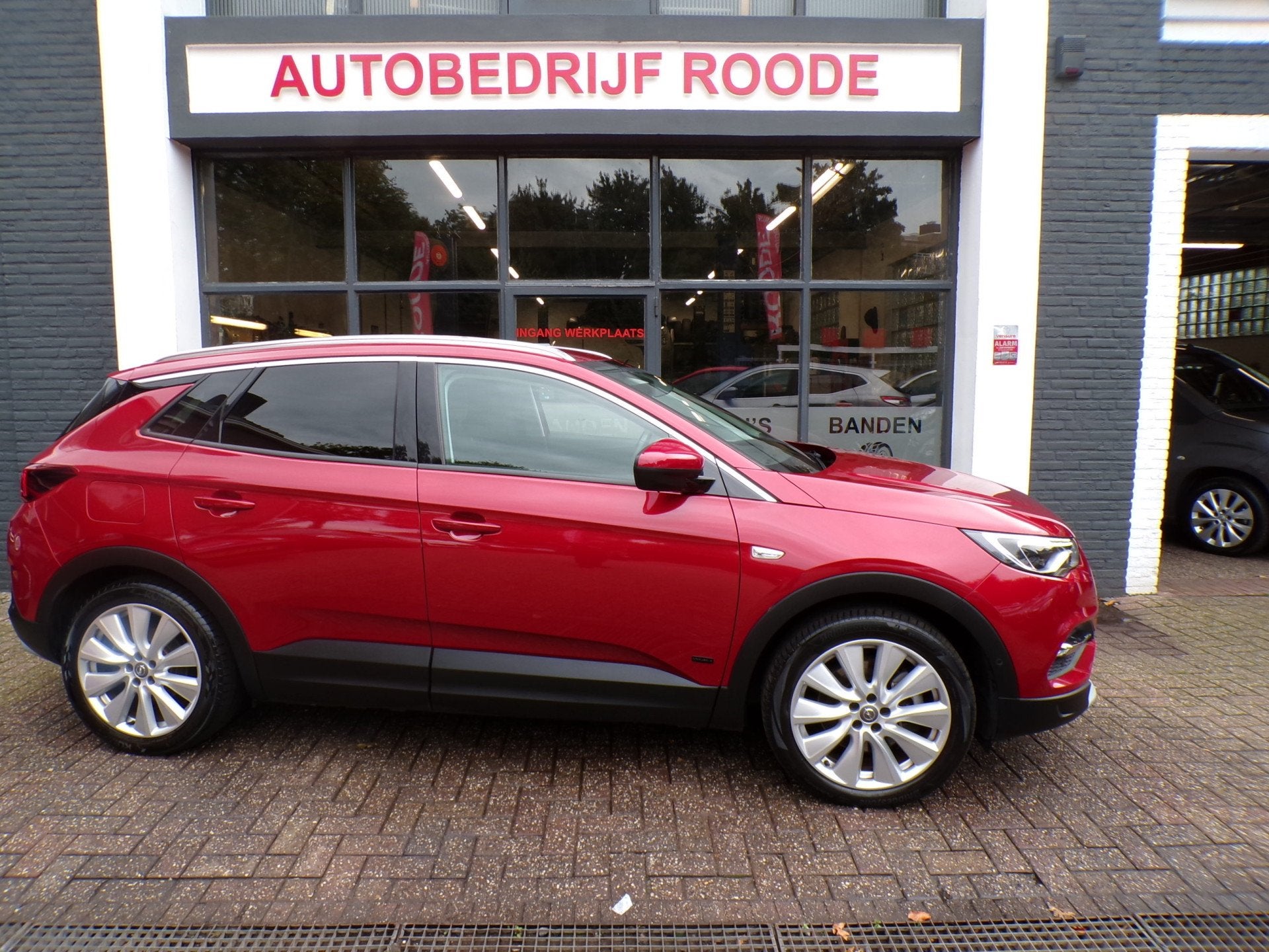 Opel Grandland X 1.6 Turbo Hybrid4 SoH 98% Ultimate TOP STAA, Automaat, Euro 6, 4 cilinders, Met garantie (alle)