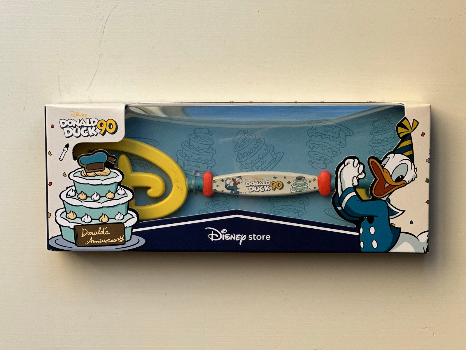 Disney Donald Duck 90 Jaar Jubileum Sleutel, Verzamelen, Disney, Ophalen of Verzenden, Donald Duck, Nieuw, Overige typen