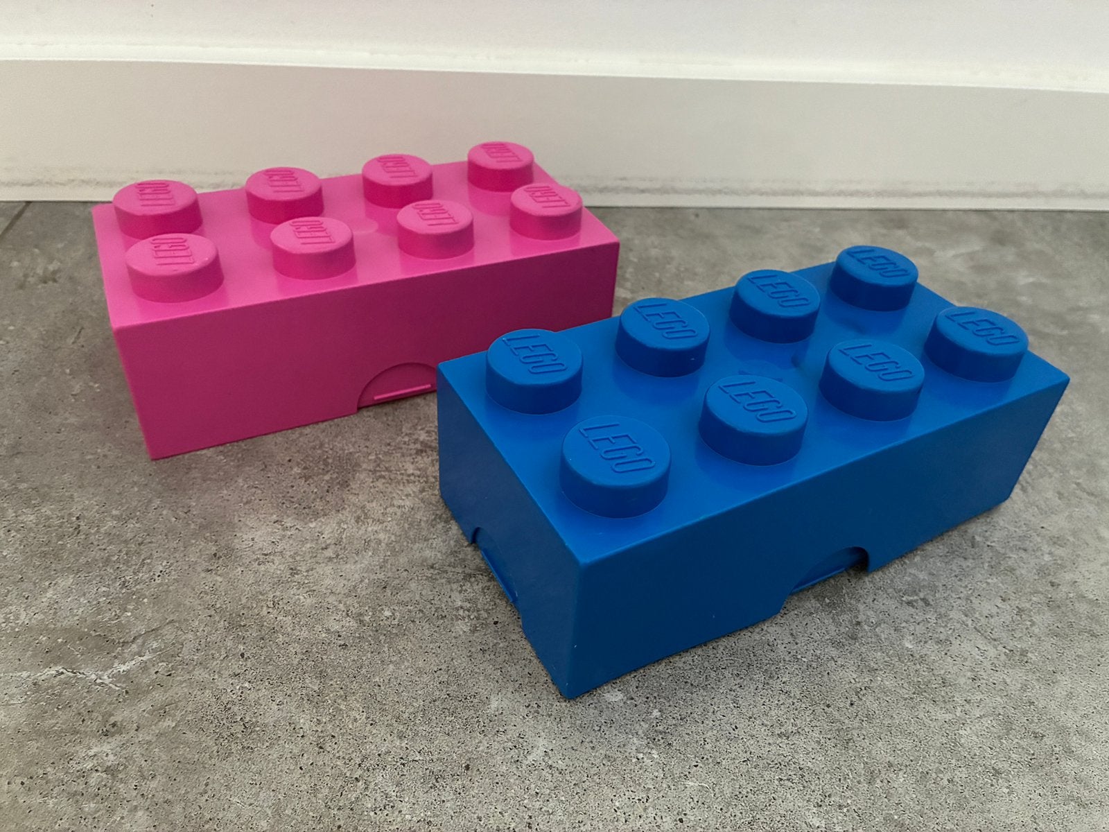 Lego broodtrommel lunchbox Brick blauw en roze, Ophalen of Verzenden, Gebruikt