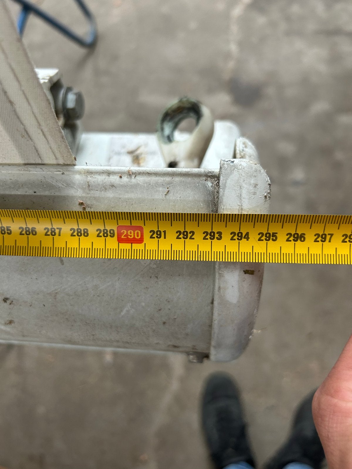 Gebruikt knikarmscherm - 290 cm breed, Ophalen, Gebruikt, 250 cm tot 450 cm, Knikarmscherm