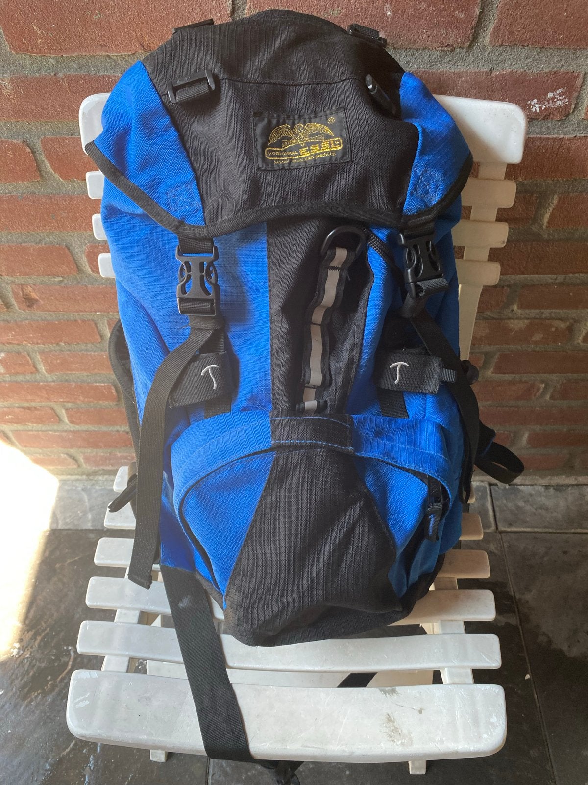 Trekking rugzak blauw/zwart - Ideaal voor avontuur!, Sieraden, Tassen en Uiterlijk, Tassen | Rugtassen, Gebruikt, 25 tot 40 cm