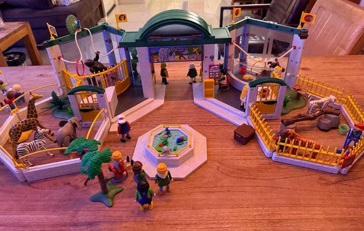 Playmobil Dierentuin, extra dieren , speeltuin en poppetjes, Ophalen of Verzenden, Gebruikt, Complete set