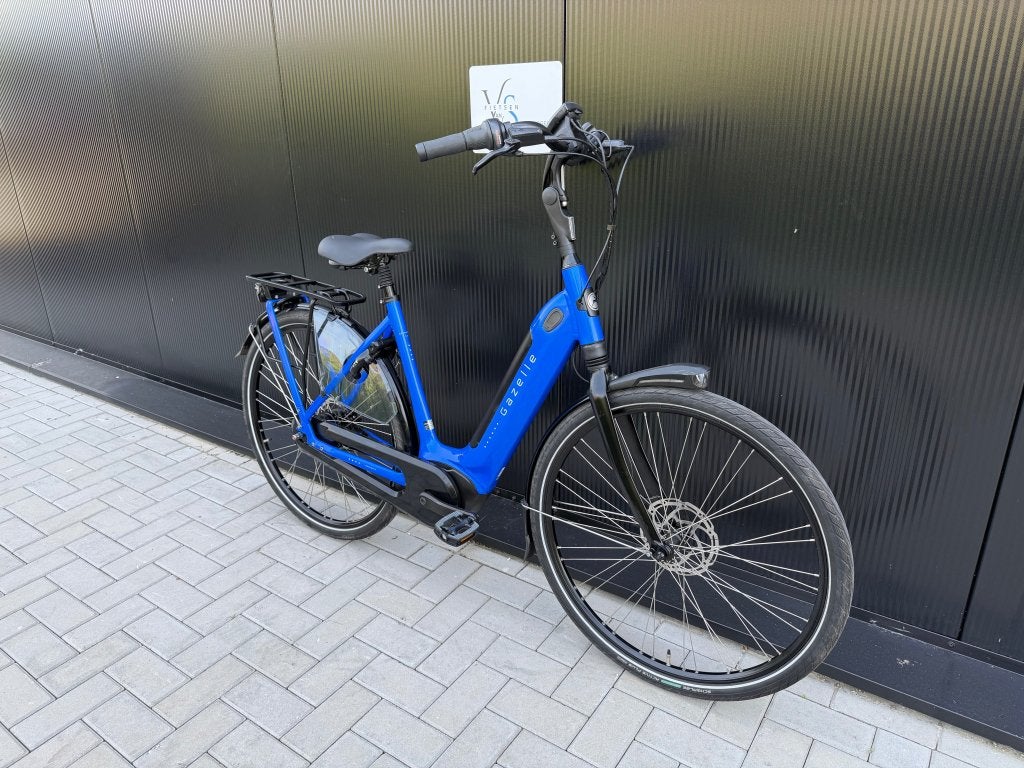 Gazelle Grenoble C8 53cm 2023 Bosch Active Line Plus  4577KM, Fietsen en Brommers, Elektrische fietsen, Gebruikt, Gazelle, Info@gazelle.nl