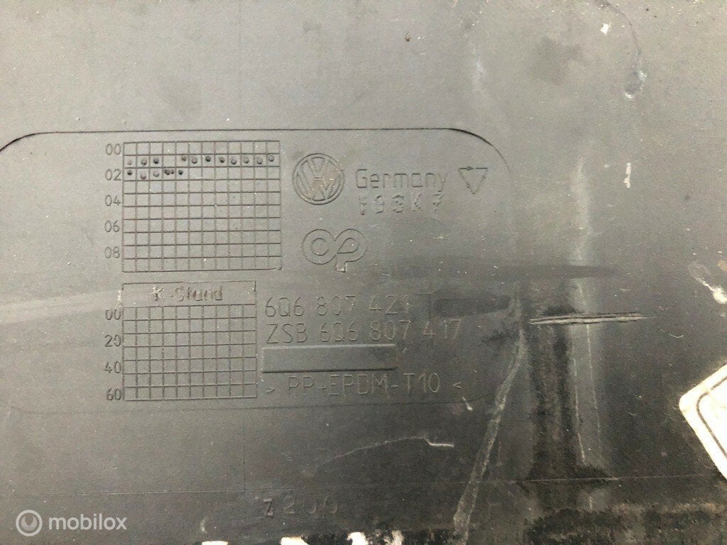 Achterbumper volkswagen polo  6q6807421 Origineel, Gebruikt, Ophalen of Verzenden, Achter, Bumper