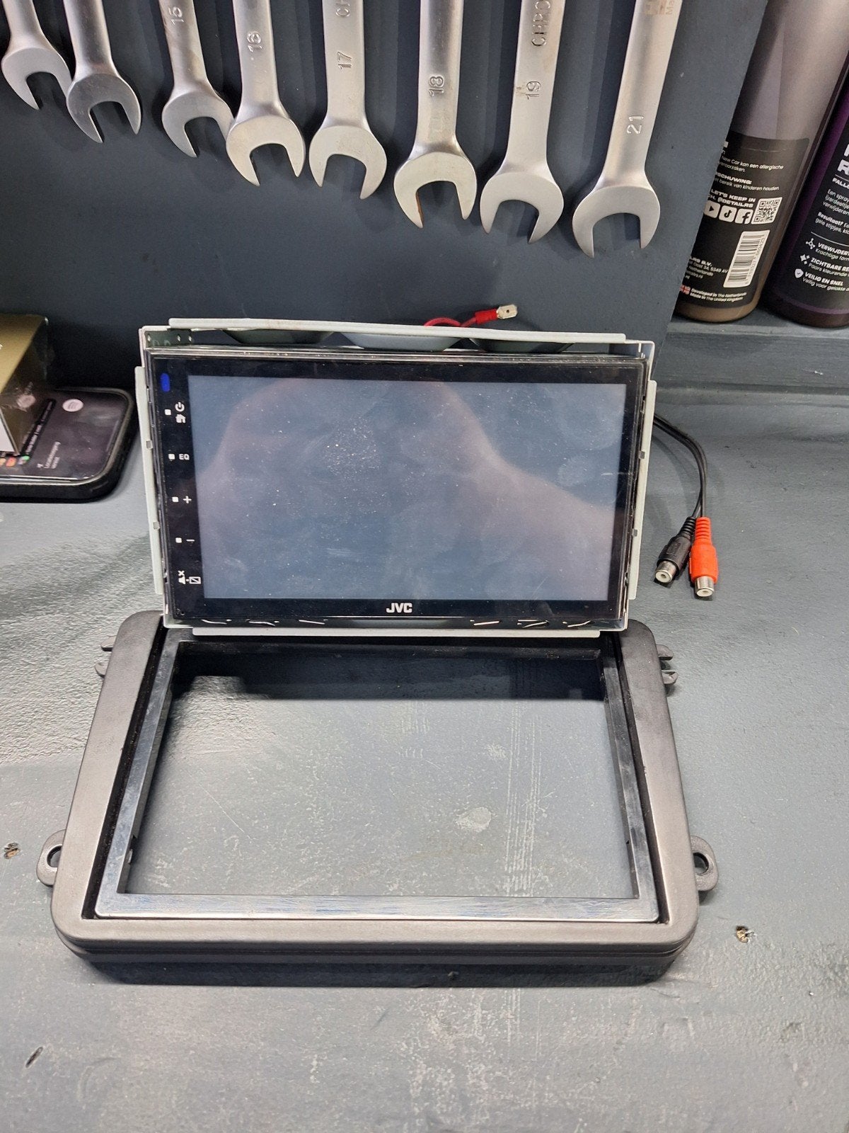 jvc dubbel din radio met ombouwframe voor caddy etc.., Auto diversen, Ophalen of Verzenden, Nieuw
