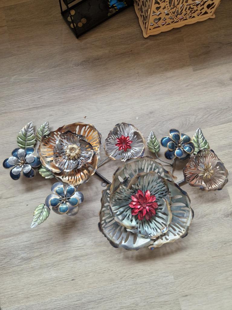 Wanddecoratie bloemen, Ophalen