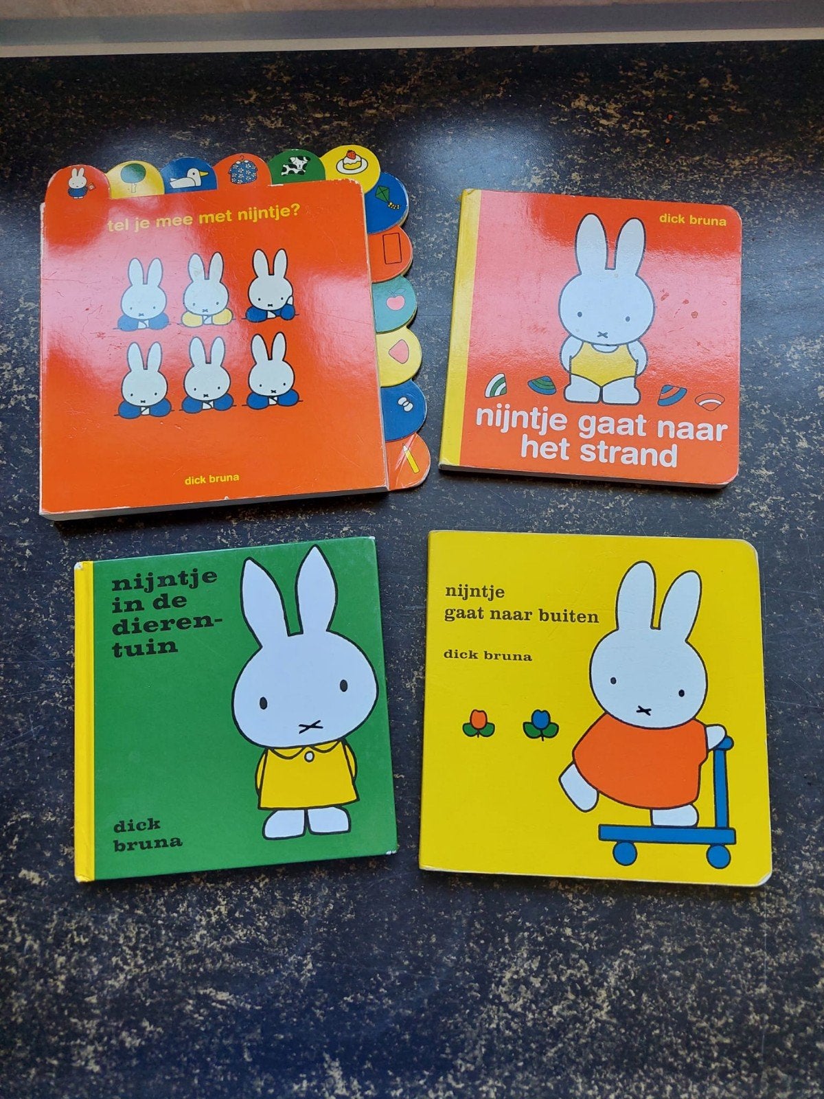 nijntje boekjes, Ophalen of Verzenden, Zo goed als nieuw, Dick Bruna, 2 tot 3 jaar