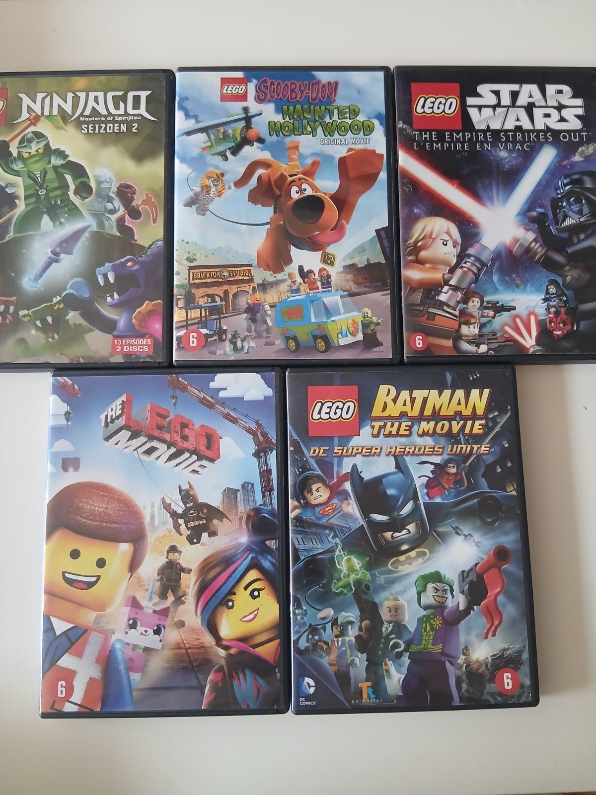 Lego Ninjago, Scooby Doo, Starwars, Batman DVDs, Vanaf 6 jaar, Ophalen of Verzenden, Zo goed als nieuw, Amerikaans