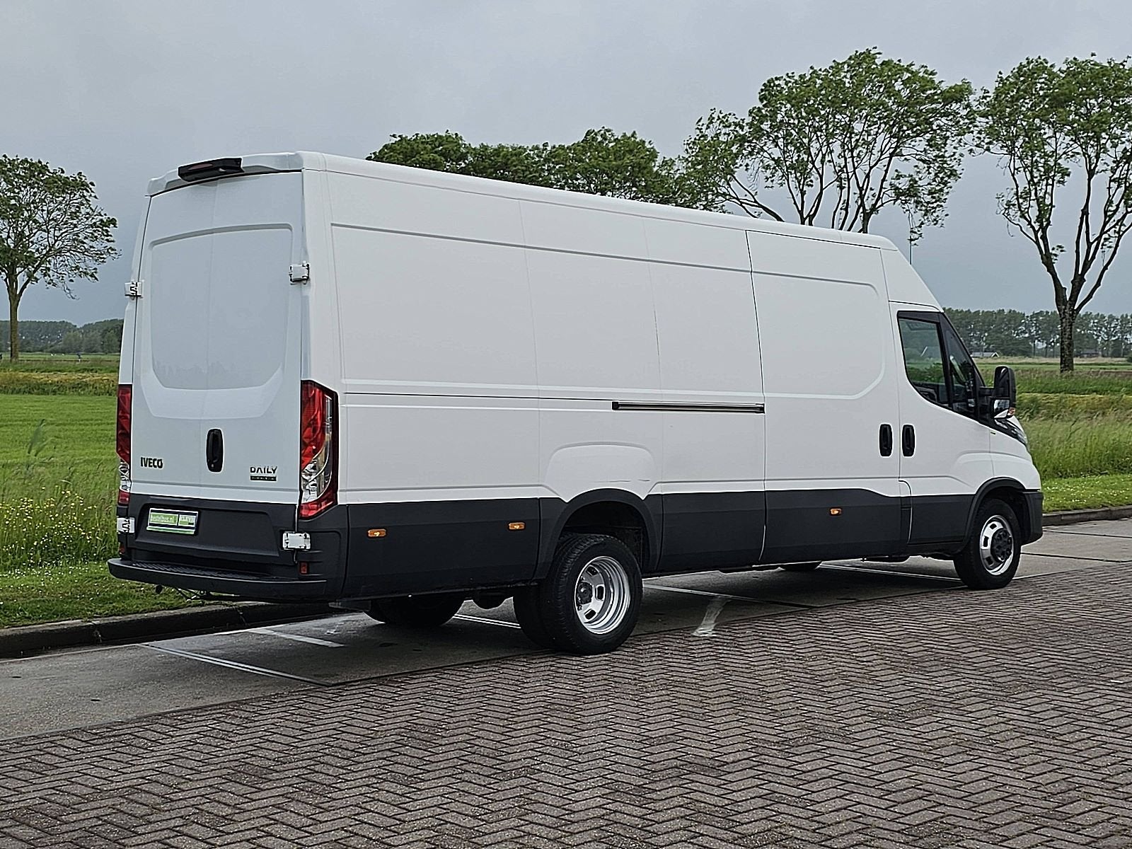 IVECO DAILY 35C18 ac automaat euro6, Auto's, Automaat, Gebruikt, Euro 6, 4 cilinders